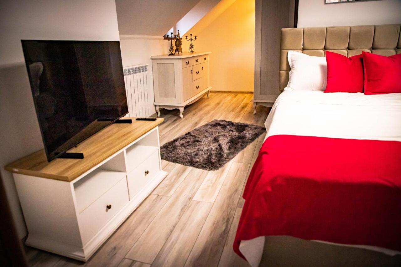 Sib Jo Central Apartments Sibiu Exteriör bild